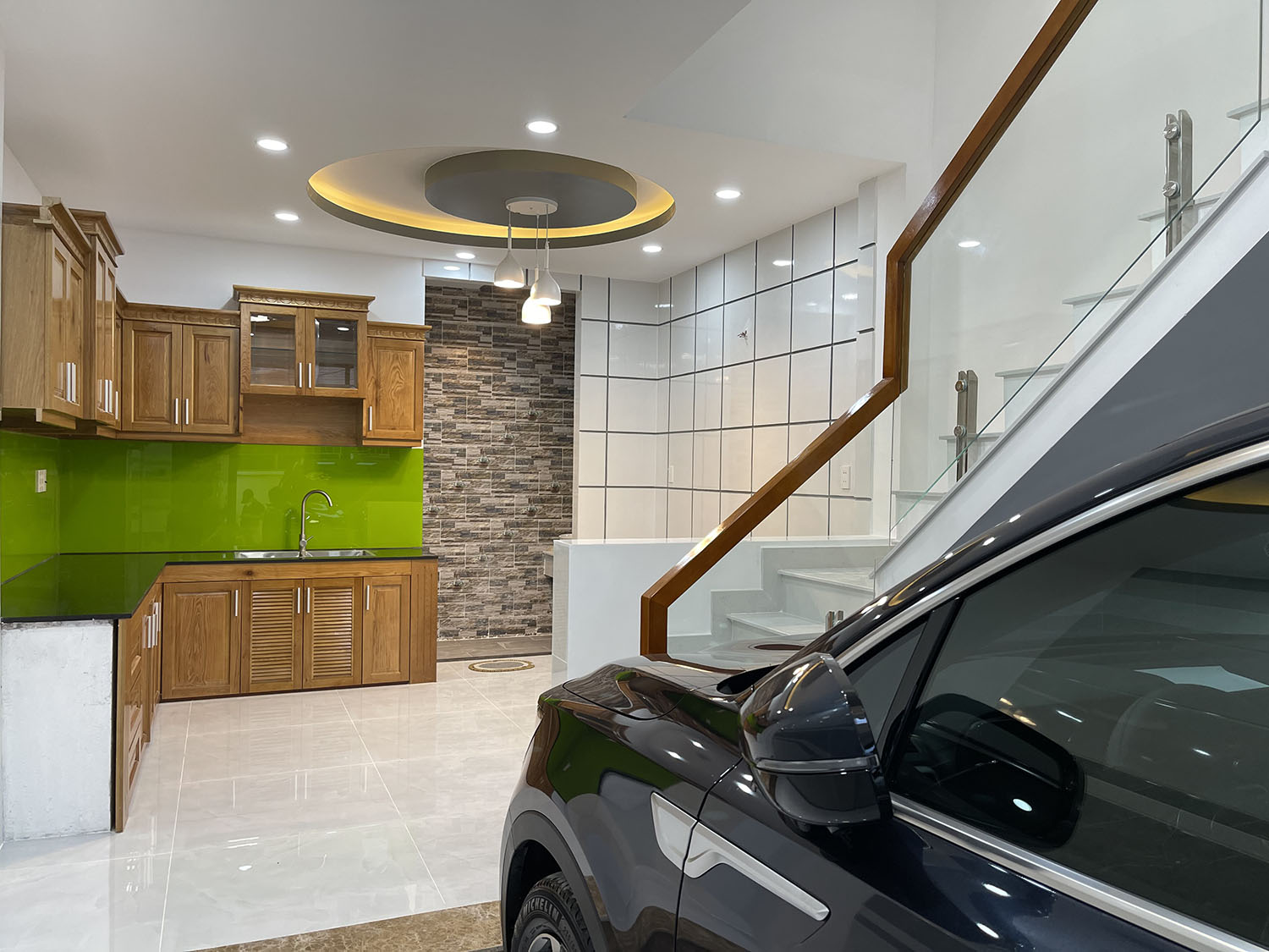 Bán nhà Nơ Trang Long, Quận Bình Thạnh Tuyệt phẩm 4 lầu (4,2m x 14m) tk Singapore ôtô đổ trong nhà.
